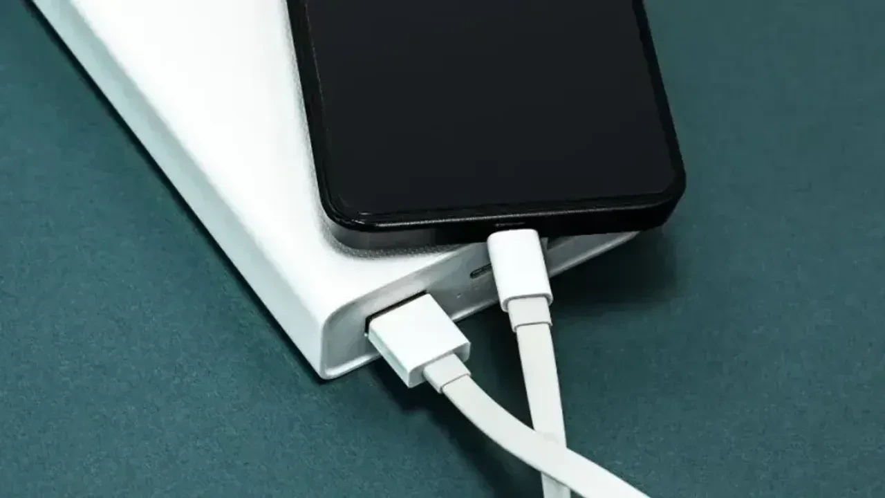 Yaz sıcağında powerbank tehlikesi: Bu 6 hata ciddi risk oluşturuyor