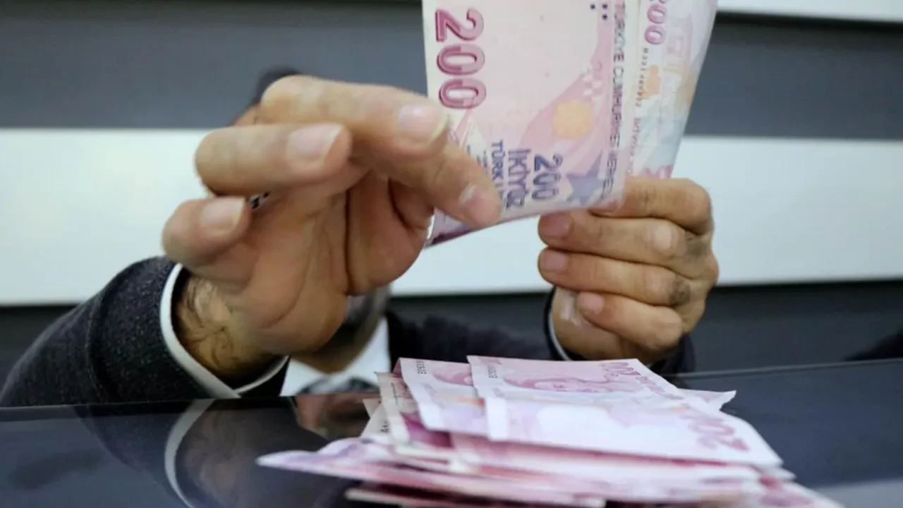 4A emekli maaş farkı SGK ödeme takvimi 2026! 4A emekli maaş farkı ne zaman yatacak, Resmi Gazete’de yayımlandı mı?