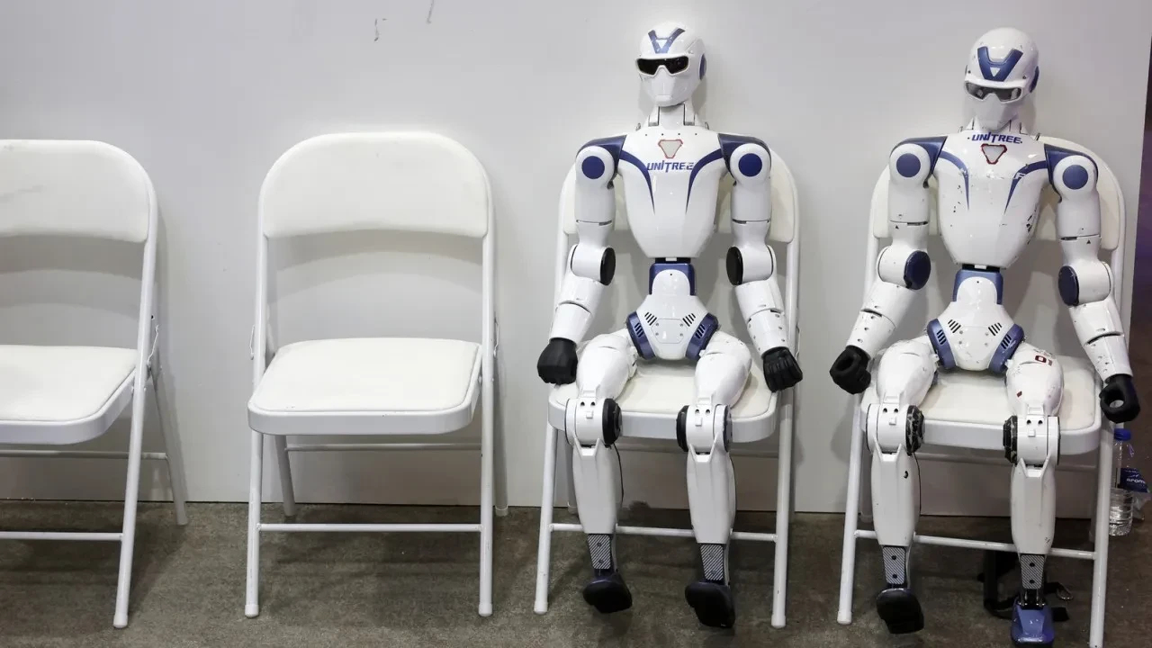 ABD'den Çin'e yeni darbe: Yabancı robotlara kapılar kapanıyor!