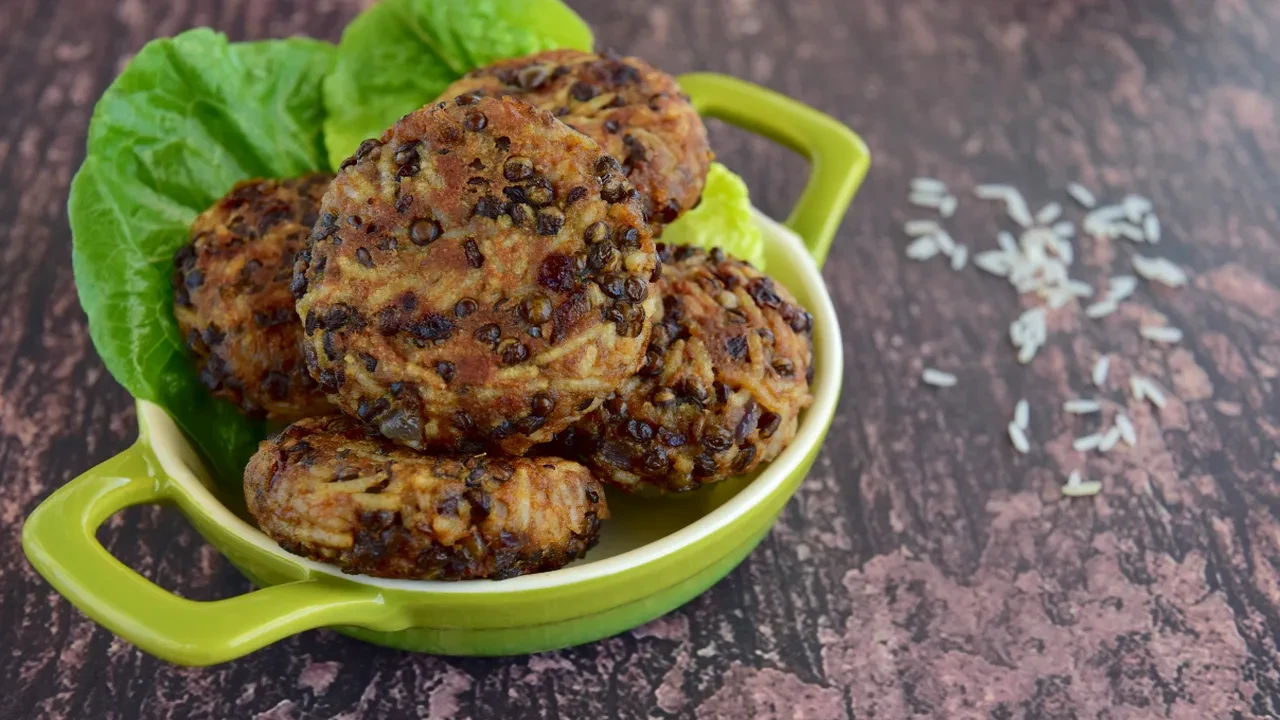 Anneanne usulü yeşil mercimek köftesi! Hem protein hem kalsiyum
