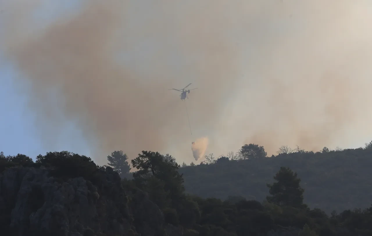 Antalya Kaş'taki orman yangını ikinci gününde! Bir noktada daha yangın çıktı