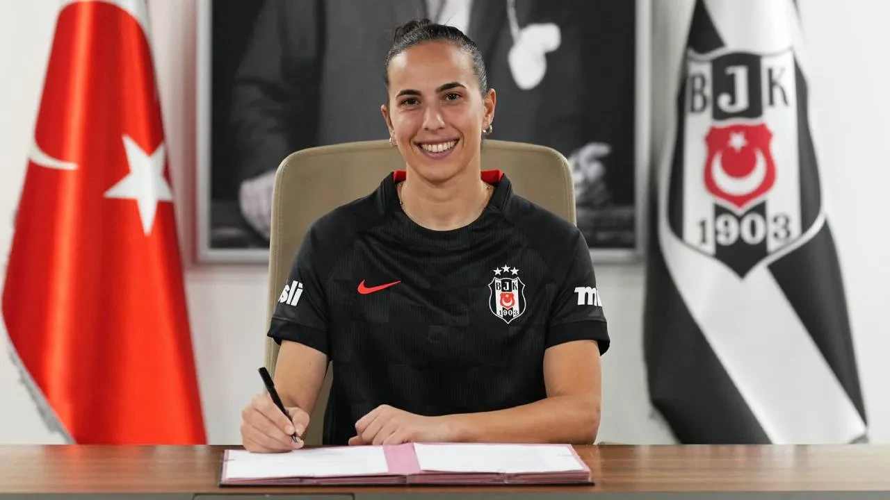 Beşiktaş milli forveti kadrosuna kattı! Siyah-beyazlılar yeni golcüsünü duyurdu