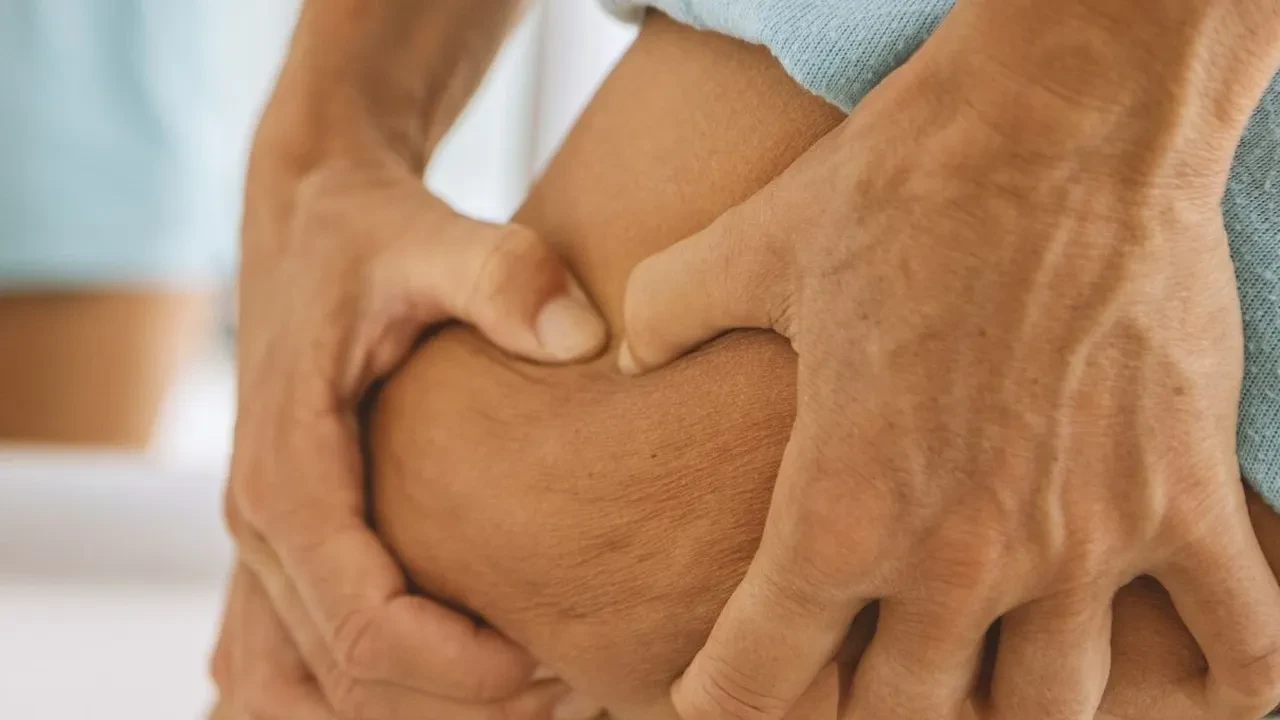 Diyet yapanlar selülit ve lipödemi karıştırmayın! İşte kalın bacakların baş belası