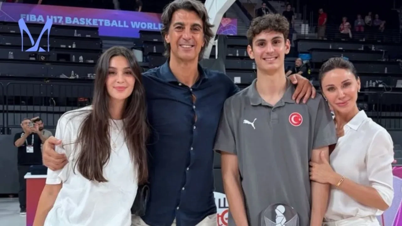 Eski eşler Demet Şener ve İbrahim Kutluay’dan 8 yıl sonra aile buluşması! Yunanistan tatilinde dikkat çeken kareler