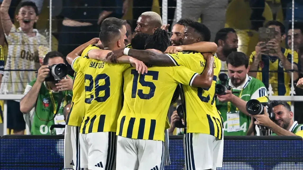 Fenerbahçe Şampiyonlar Ligi için Gornik Zabrze deplasmanında! İşte İsmail Kartal'ın muhtemel 11'i