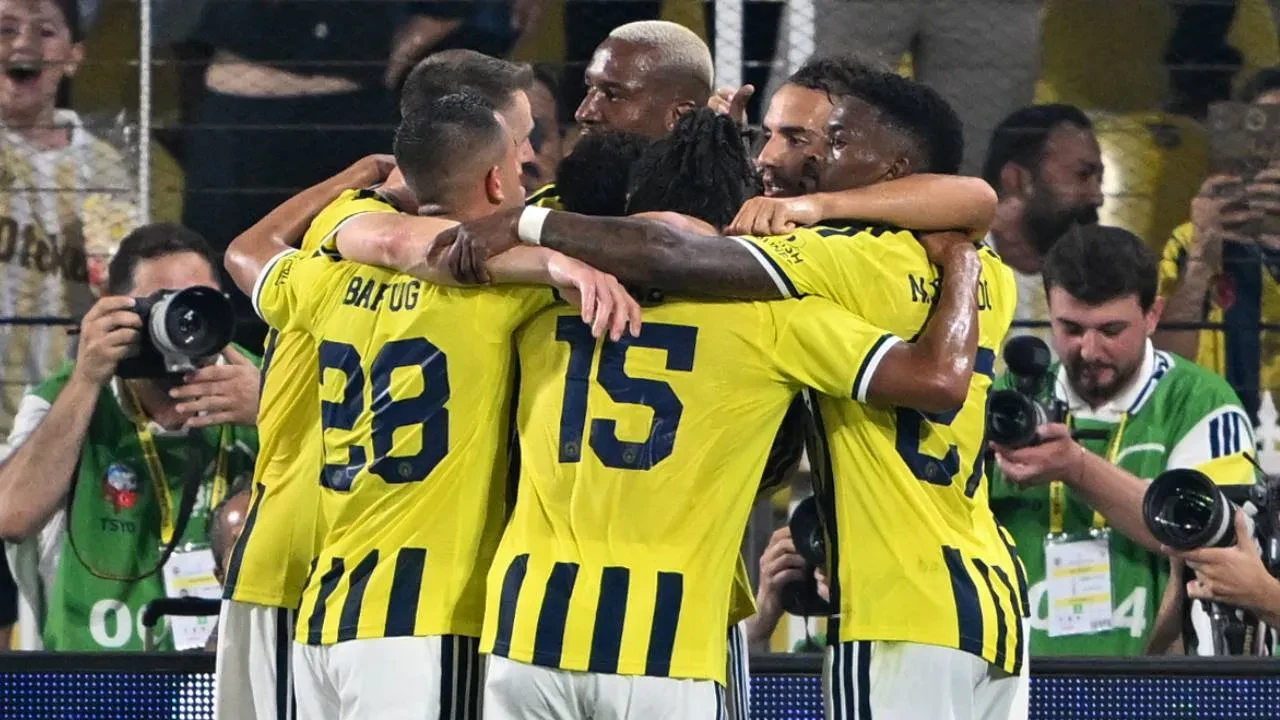 Fenerbahçe, Şampiyonlar Ligi'nde tur atladı! Sarı-lacivertliler, Gornik Zabrze ile 1-1 berabere kaldı
