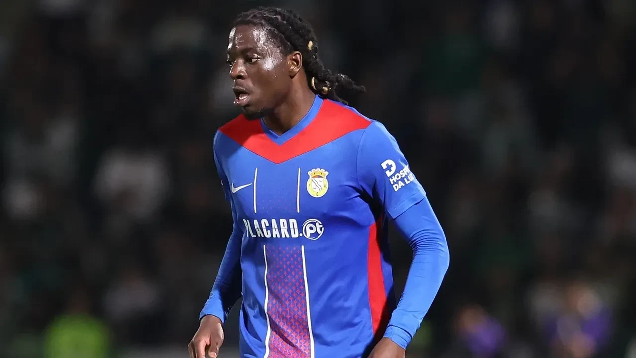 Galatasaray transferde aradığı stoperi Portekiz’de buldu! Okan Buruk’un önüne koyuldu