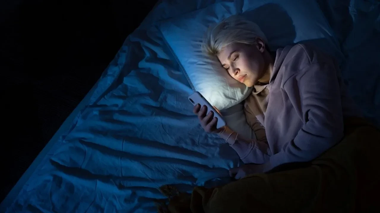 Gece Saat 03.00'te uyanıyorsanız yalnız değilsiniz! Bir daha uyuyamamanın arkasında bu alışkanlıklar olabilir  