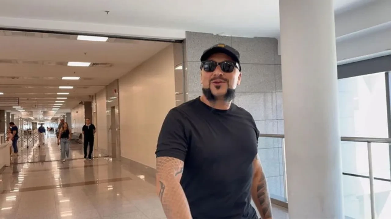 Gazetecilere hakaret eden Hayko Cepkin'e Cüneyt Özdemir'den sert tepki! Paylaşımlar sosyal medyayı salladı
