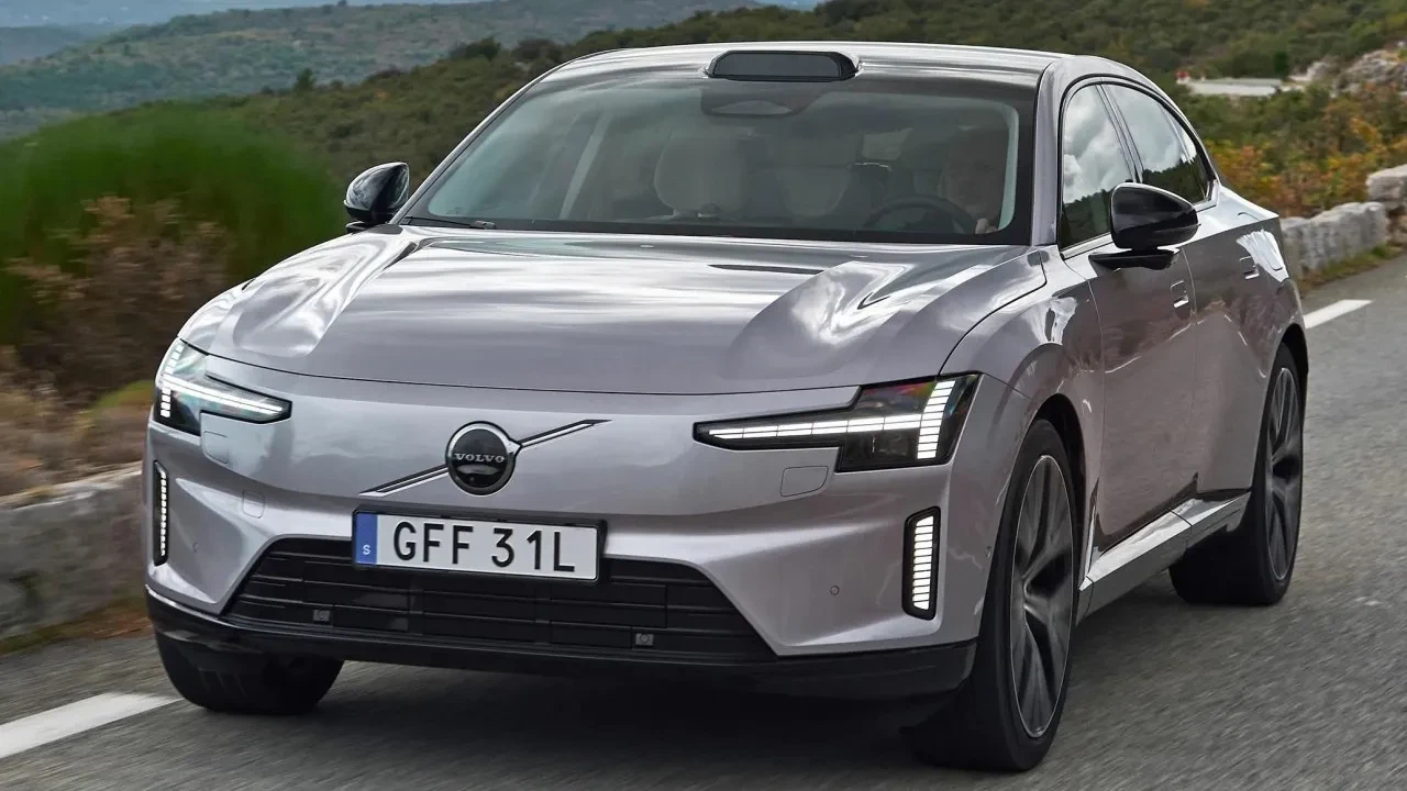 Volvo sahipleri dikkat: Tüm EX90 ve ES90 sahiplerine tazminat ödenecek
