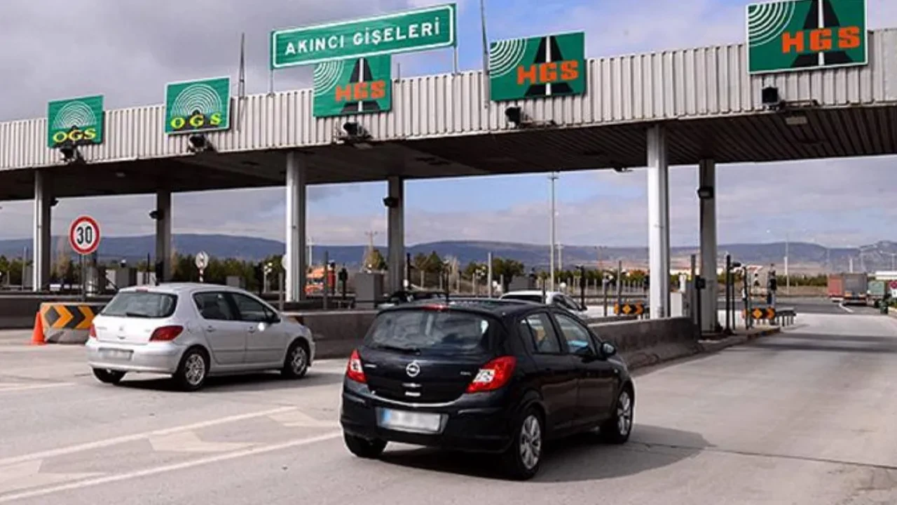Yabancı plakalı araçlar için yeni düzenleme! Ücreti ödemeyen yandı: Ülkeden çıkamayacak