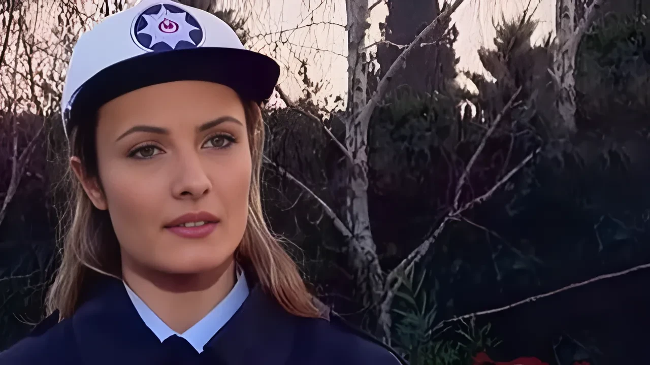 Çiçek Taksi'nin Polis Nuray'ı Gül Gölge'yi gören tanıyamıyor! Yıllara meydan okuyan son hali olay oldu