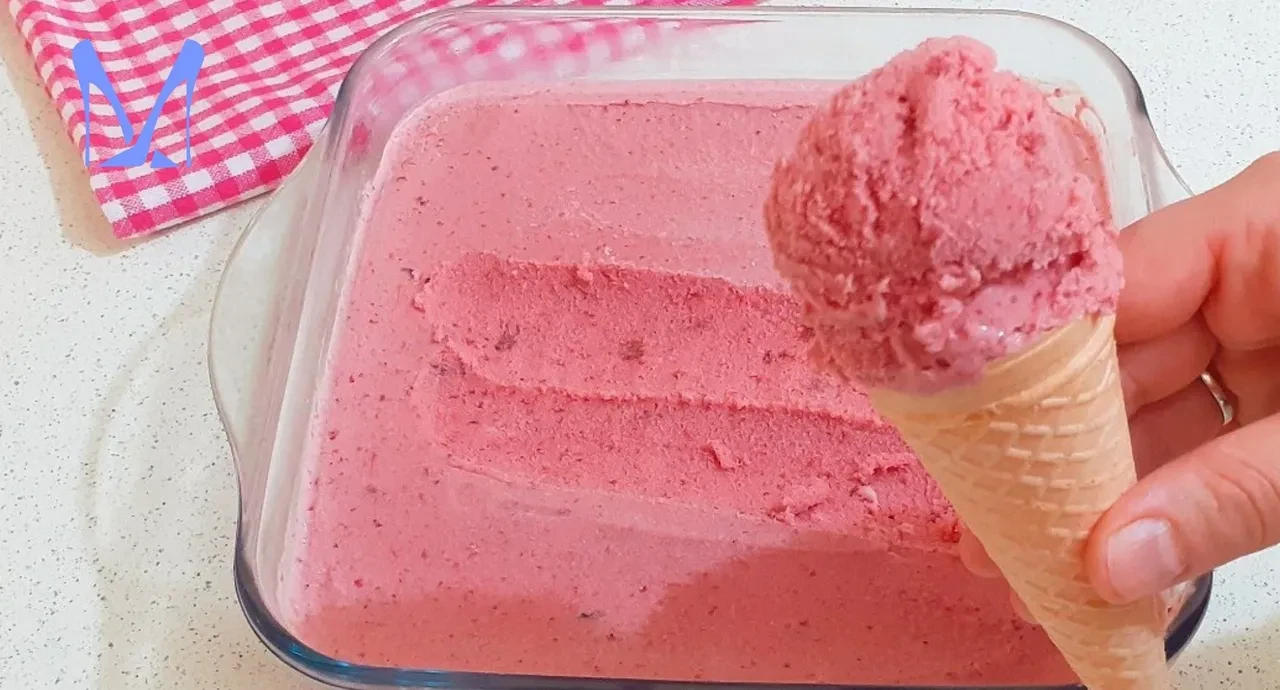 Evde kendi dondurmanızı kendiniz yapın! Akıllarda kalacak enfes tarif