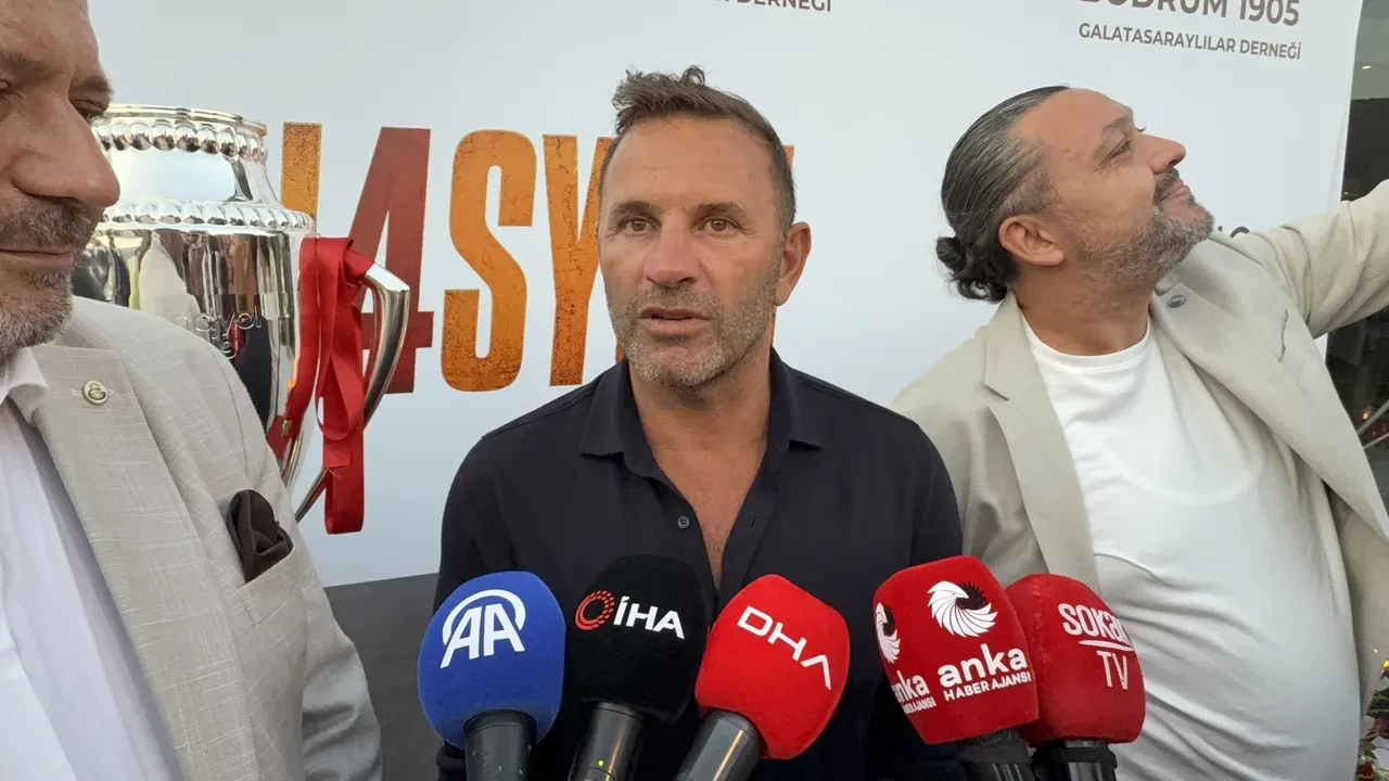 Galatasaray Başkanı Dursun Özbek'ten Şampiyonlar Ligi sözleri: Geçen seneki kadroyu koruyoruz