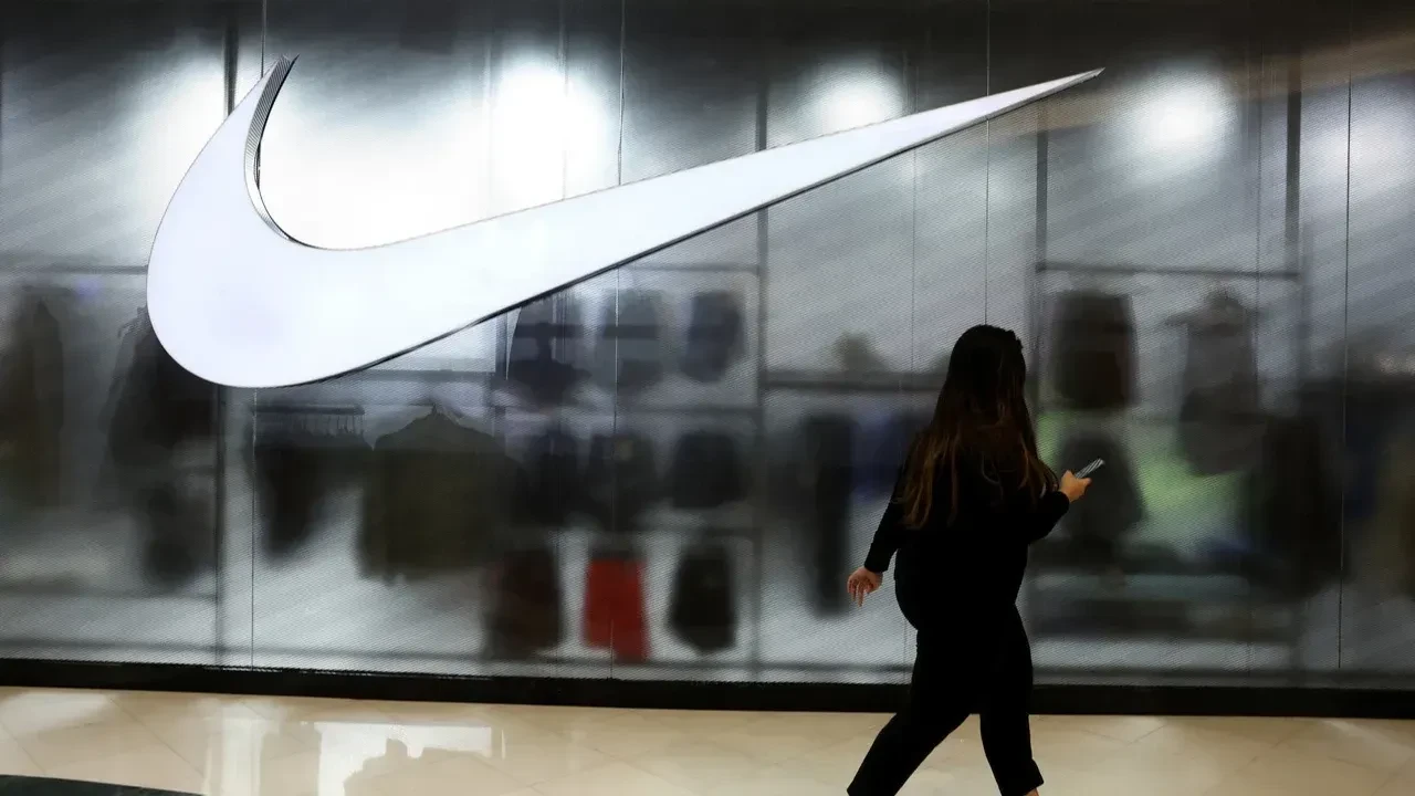 Nike’da küçülme dönemi: Amiral mağaza kepenk indirdi