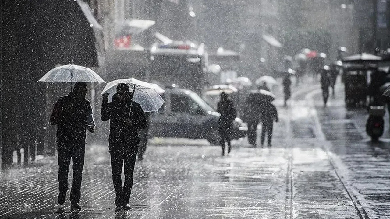 Orhan Şen'den İstanbul'a aşırı yağış uyarısı: 10 saat sürecek, afete dönüşebilir