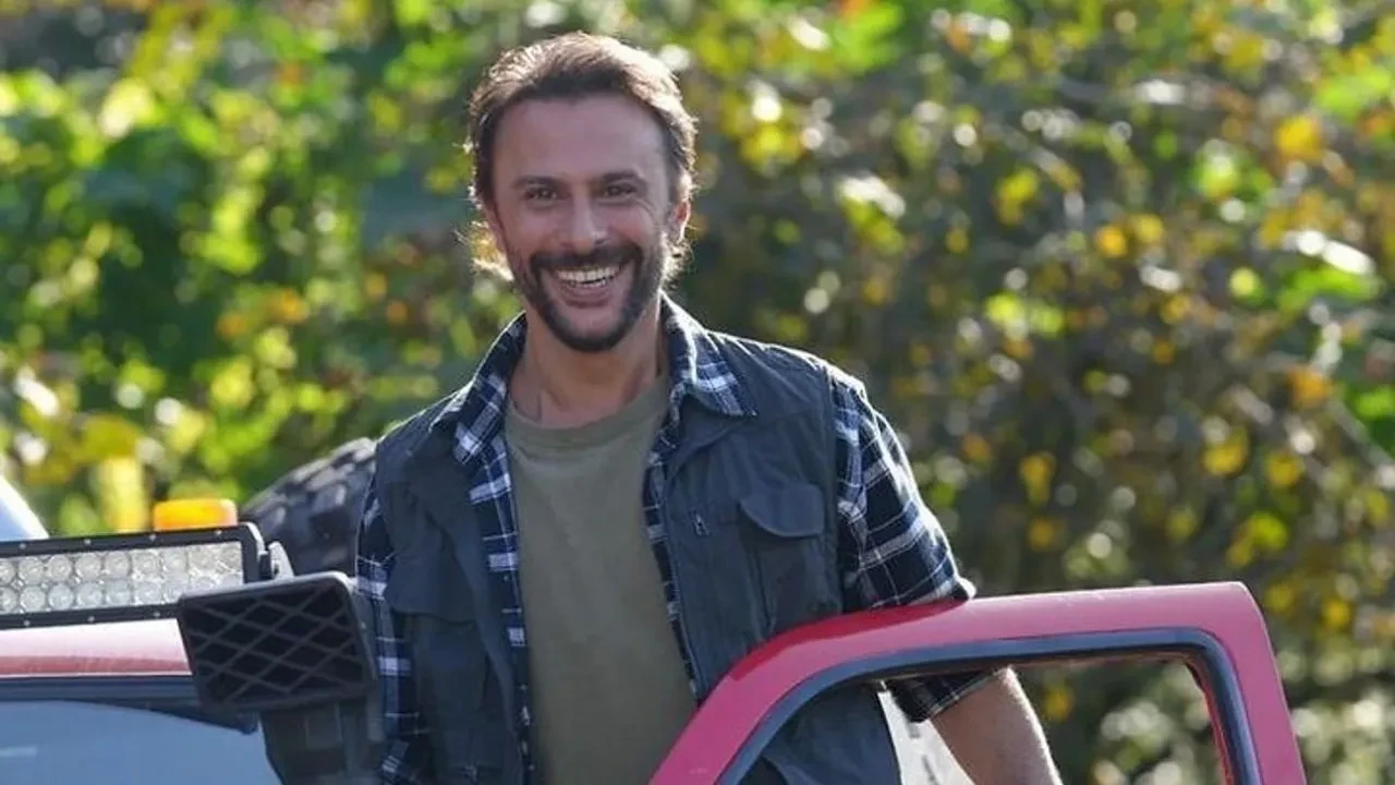 Taşacak Bu Deniz setindeki kavga gerçek çıktı! Onur Dilber ve Ulaş Tuna Astepe arasında neler oldu?
