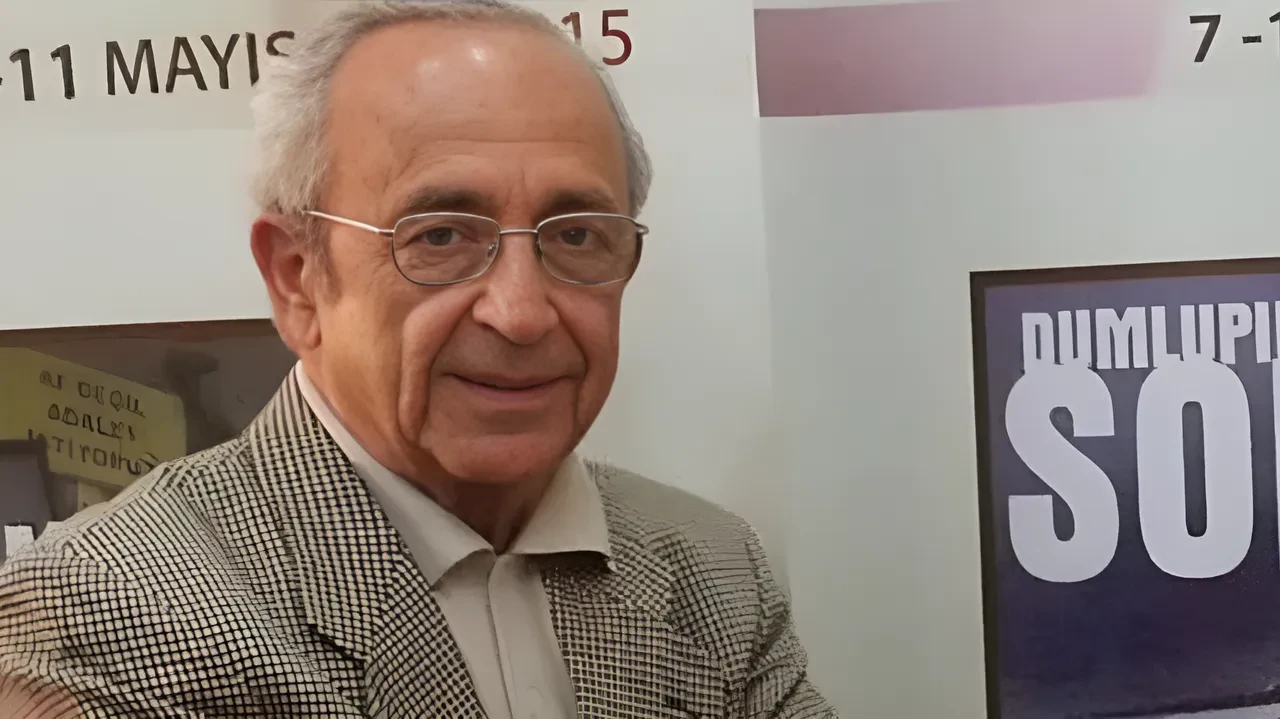 Ünlü yönetmen Bülent Özdural hayatını kaybetti! Kuzenlerim ve Eyvah Kızım Büyüdü gibi efsane projelere imza atmıştı