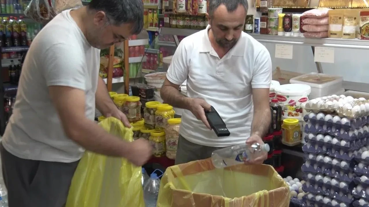 Bakkal ve markette 'Mobil DOA' dönemi! Şişe getirene 1 TL, alana 50 kuruş