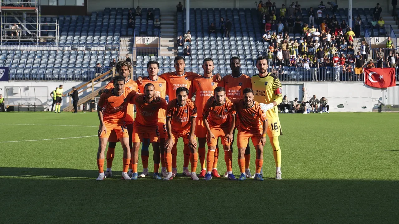 Başakşehir Konferans Ligi 2. ön eleme rövanş maçında Inter Turku'ya yenilerek Avrupa'ya veda etti