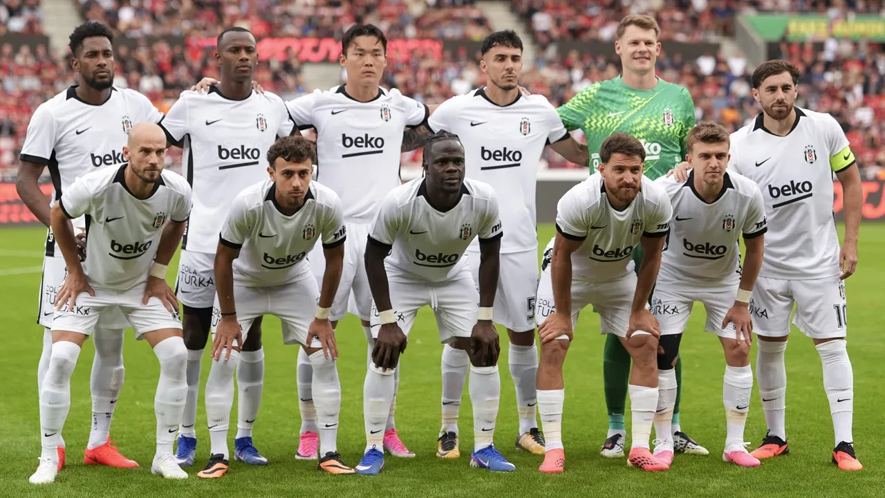 Beşiktaş UEFA Avrupa Ligi 2. ön eleme turu rövanş maçında Midtjylland'ı yenerek tur atladı