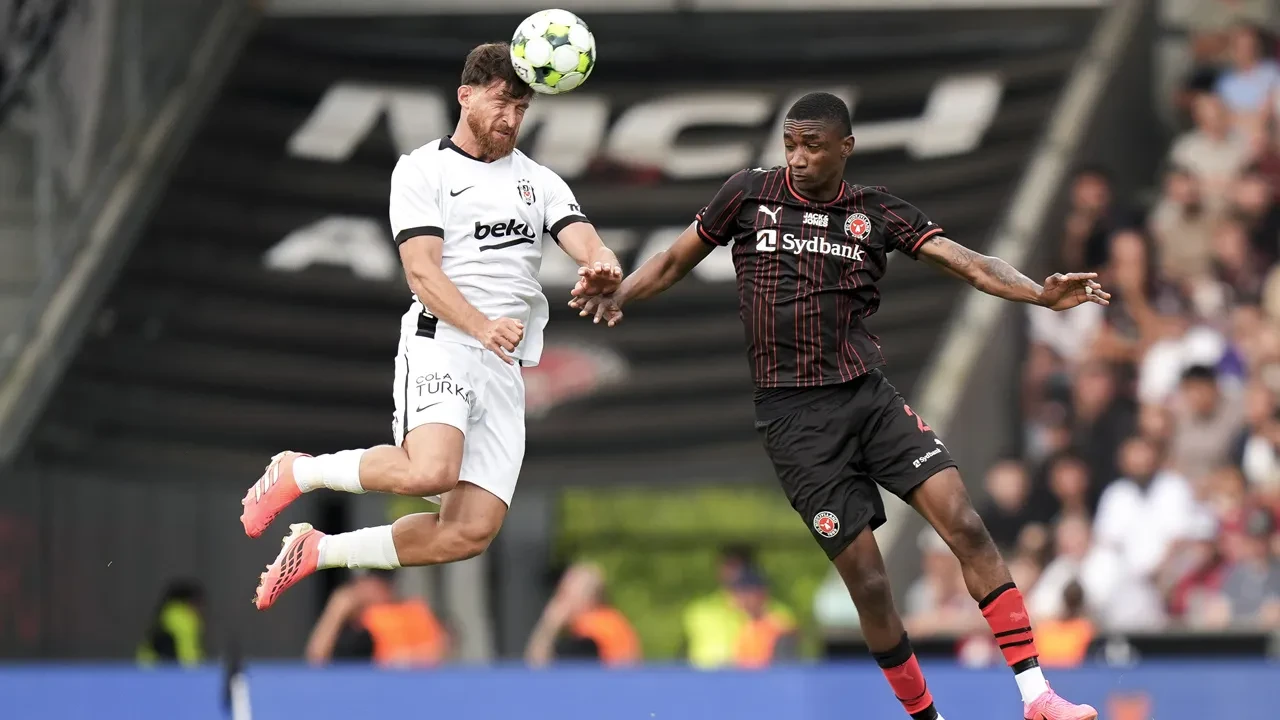 Beşiktaş UEFA Avrupa Ligi 2. ön eleme turu rövanş maçında Midtjylland'ı yenerek tur atladı