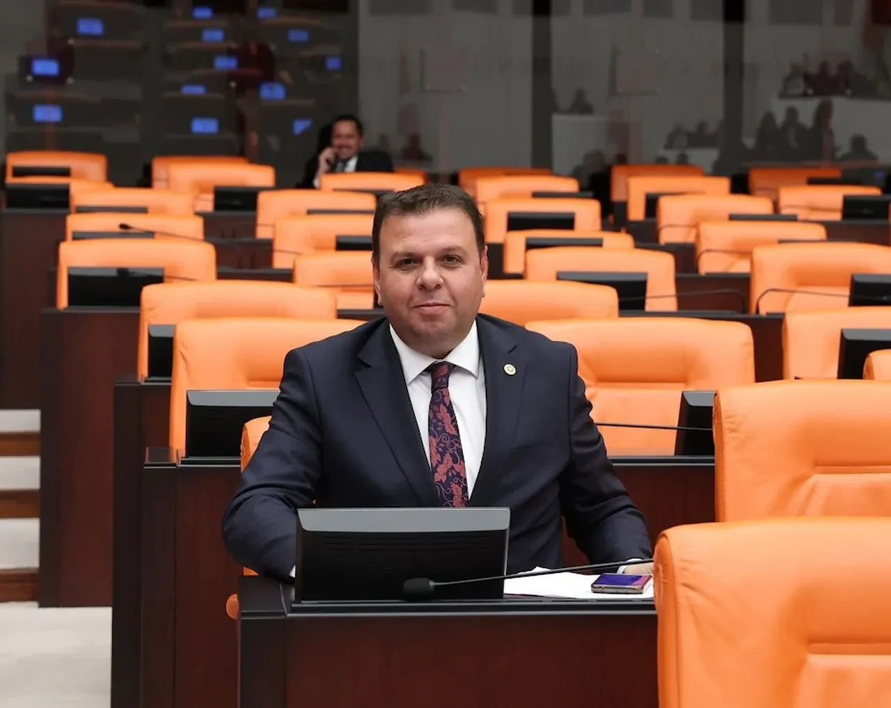 Ediz Ün yeniden CHP'ye dönüyor: 'Suçlular cezalarını buldu'