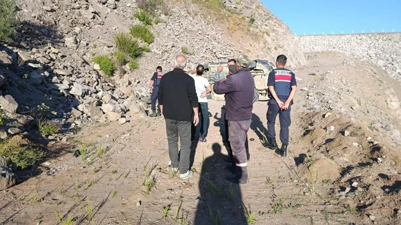 Giresun'da otomobil dere yatağına devrildi: 3 ölü, 3 yaralı