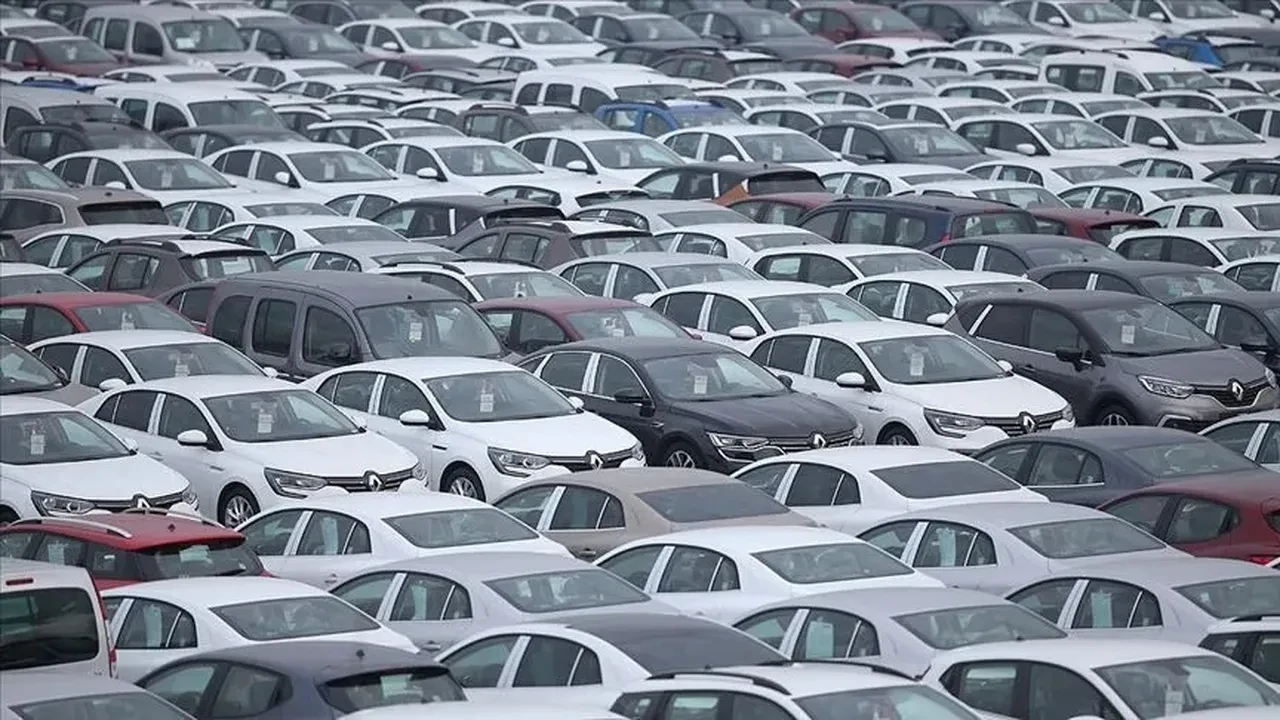 İkinci el araç alacakları yakından ilgilendiriyor! MASFED Başkanı Aydın Erkoç 'Yeni bir döneme giriyoruz' diyerek dijital ortam uyarısı yaptı