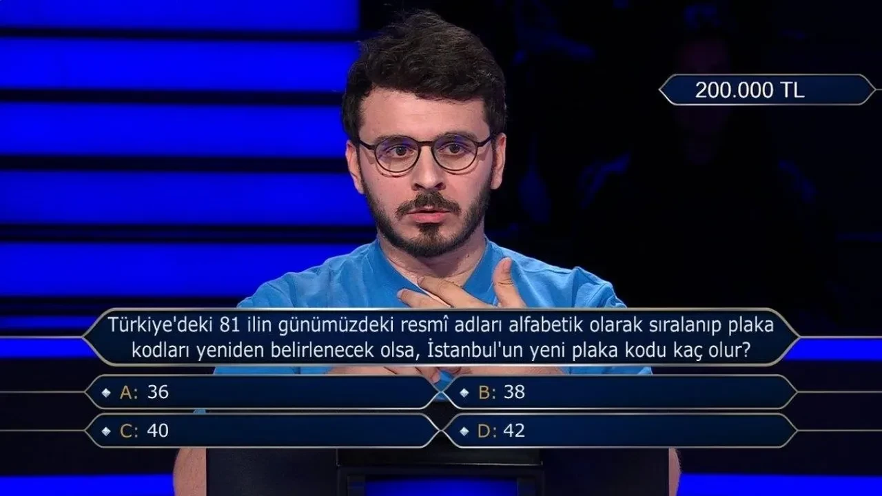 Kim Milyoner Olmak İster’in yeni sunucusu kim? Kim Milyoner Olmak İster’de Oktay Kaynarca dönemi bitiyor mu?