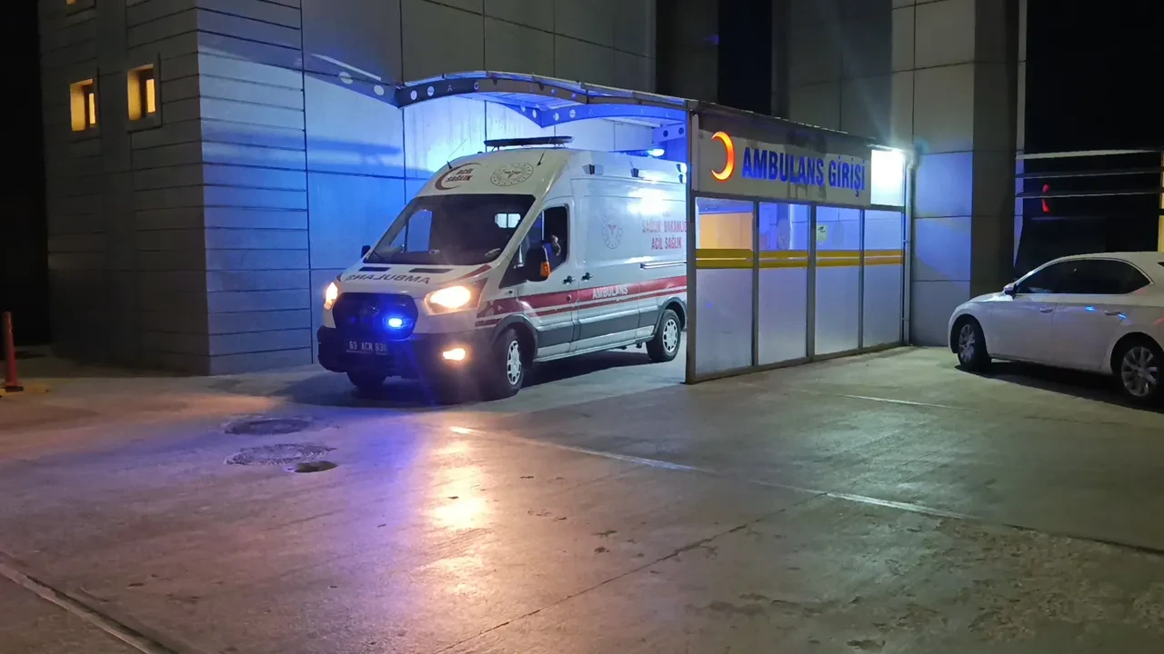 Şanıurfa'da jandarma kılığında büyük gasp! Araçtakileri kelepçelediler, 2 kilogram altın ile 2 milyon TL'yi çaldılar
