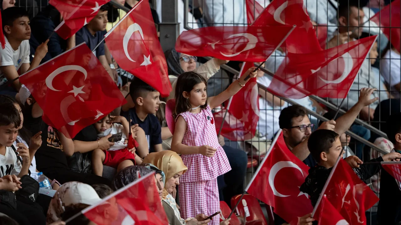 Cumhurbaşkanı Erdoğan'dan TÜGVA'yı hedef alanlara tepki: Gençler ecdadı anlamasın, tarih kodlarıyla buluşmasın diye hazmedemiyorlar