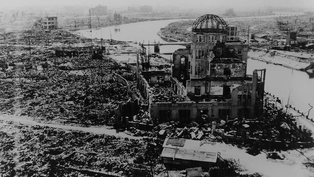 Hiroşima’ya atılan atom bombası yeni bir madde oluşturdu