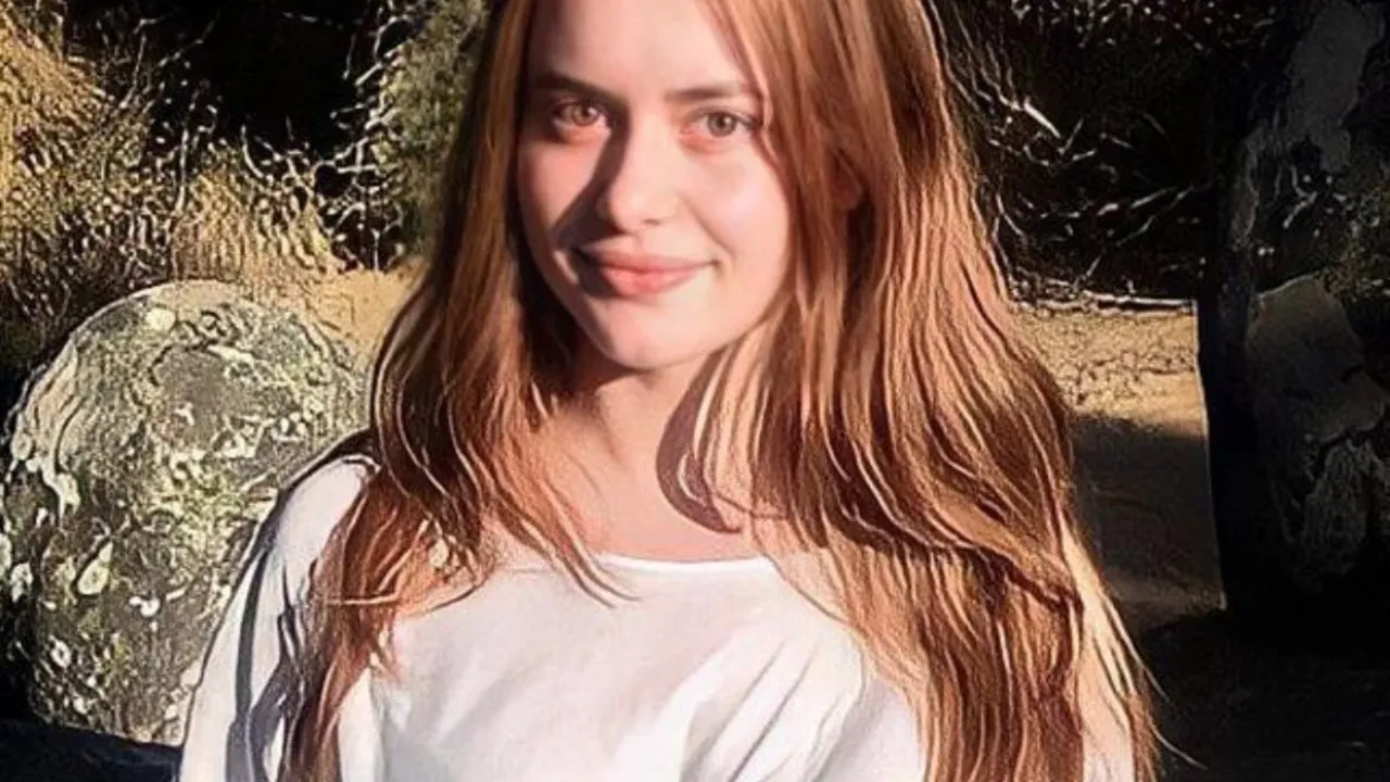 Selena'nın Selin'i Cansu Demirci ortaya çıktı! Diziden sonra apar topar gitmişti