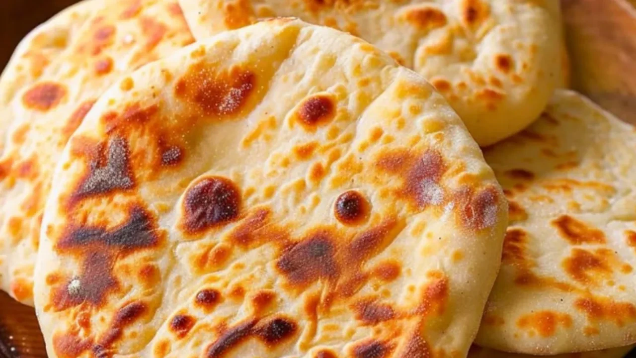Tandır lezzeti tadında evde ekmek yapımı! İşin ustası Diyarbakırlılar