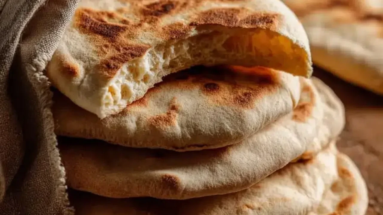 Tandır lezzeti tadında evde ekmek yapımı! İşin ustası Diyarbakırlılar