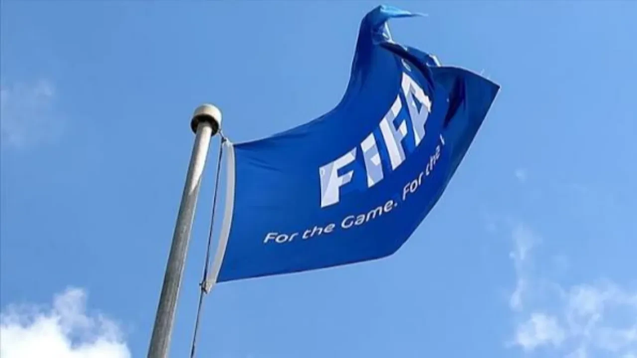 TFF resmen açıkladı: FIFA'dan Türk kulübüne ağır ceza!