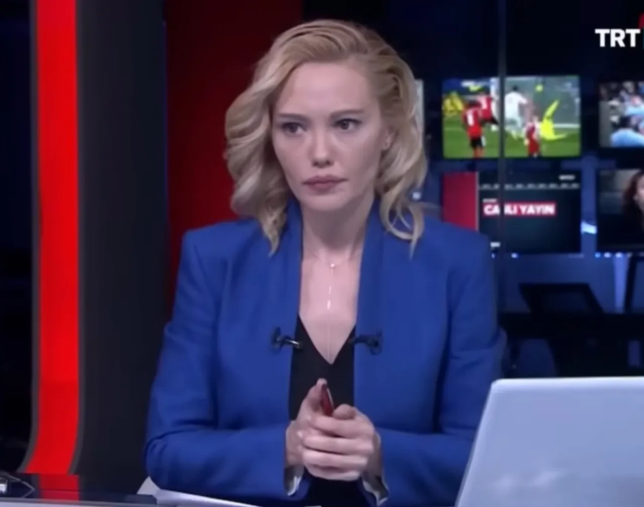 Tijen Karaş şu an ne yapıyor, hangi kanalda? Darbe bildirisini okuyan spiker olarak hafızalara kazındı