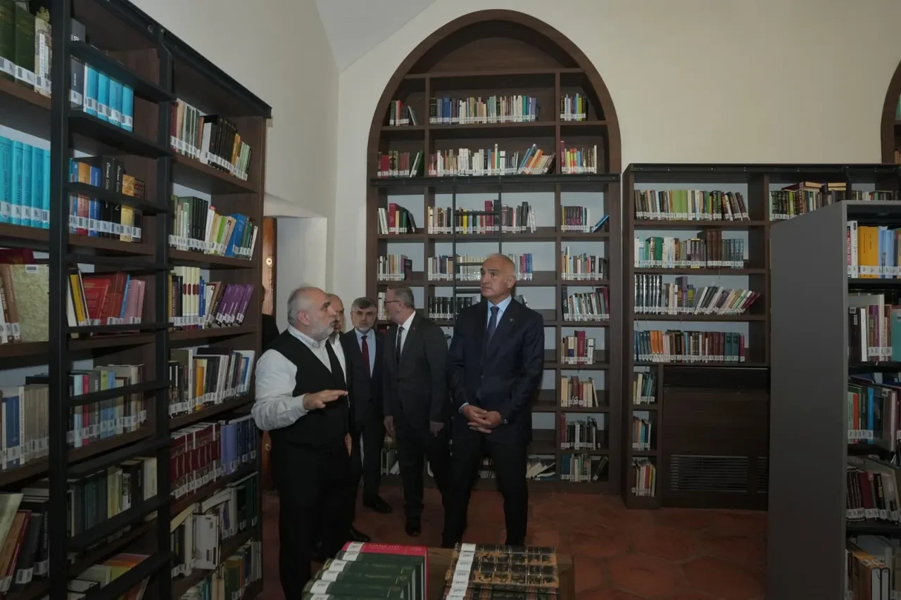 Bakan Ersoy'dan ilim dünyasına önemli ziyaret: Prof. Dr. İhsan Fazlıoğlu ile istişare
