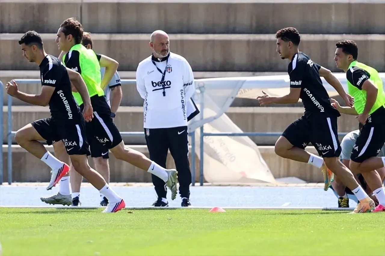 Beşiktaş hazırlık maçı hangi kanalda? MTE 1904 KF maçı canlı yayınlanacak