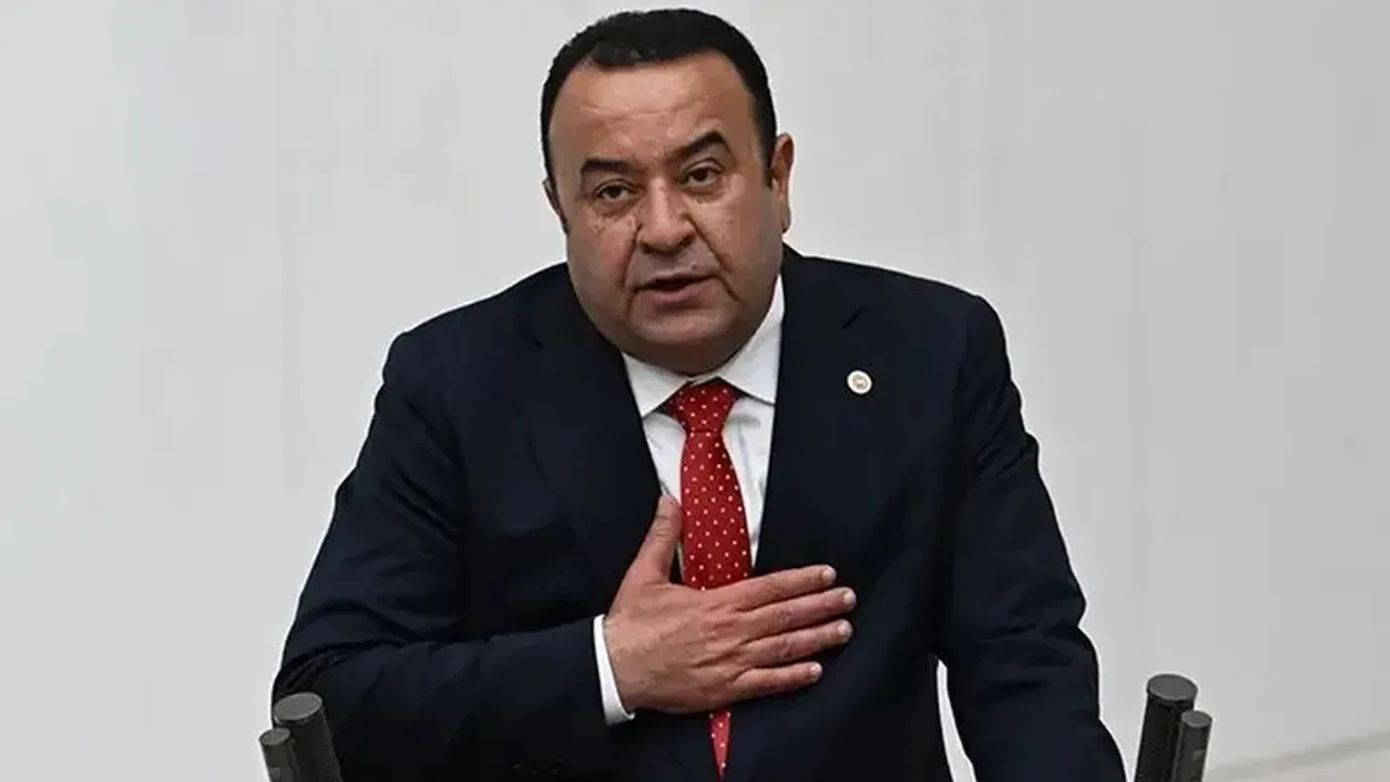 CHP Ankara Milletvekili Adnan Beker partisinden istifa etti!