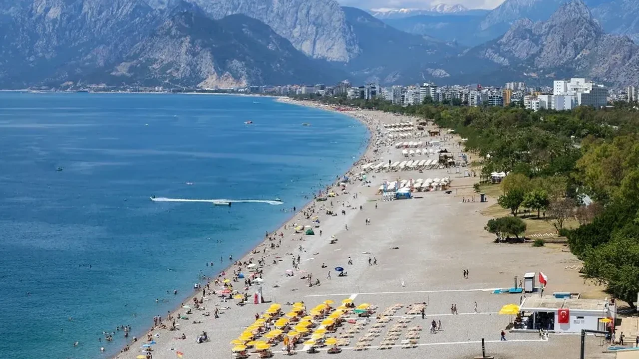 Denize girme yasağı genişliyor! İstanbul'un da olduğu 10 il için karar alındı