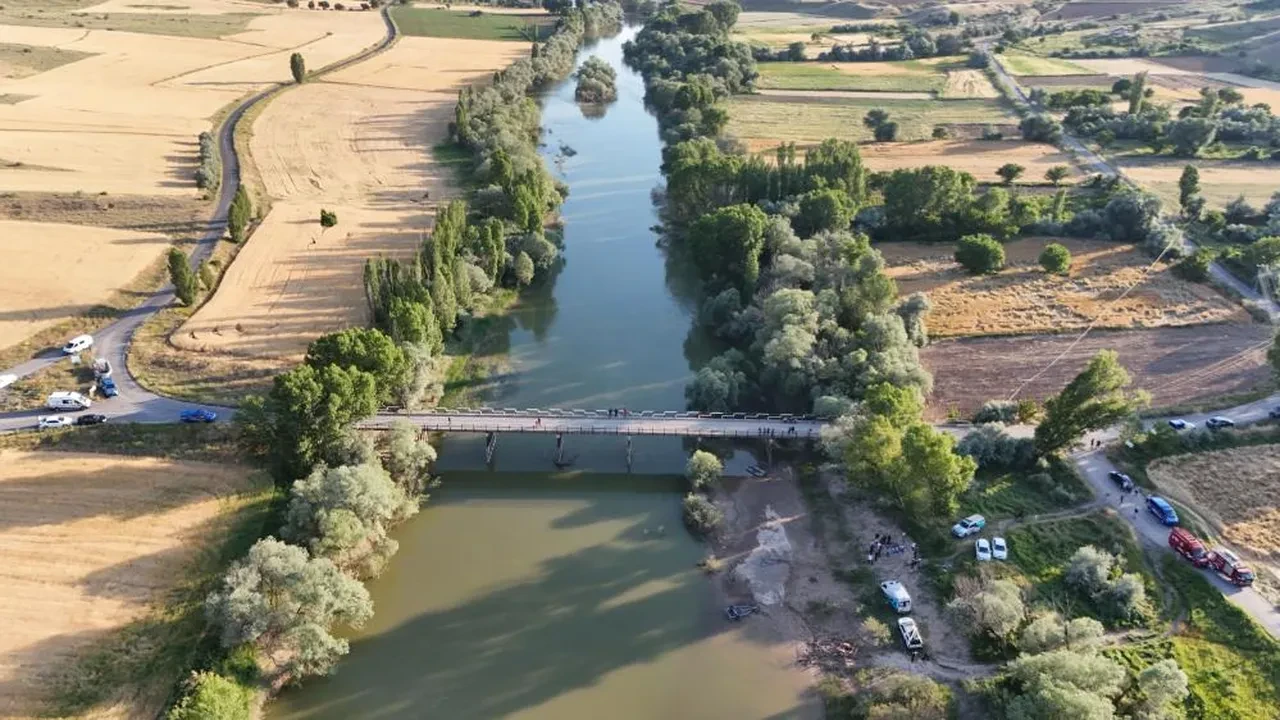 Kayseri'de Kızılırmak Nehri baba ile oğlu ayırdı! Çocuğu için girdi kayboldu