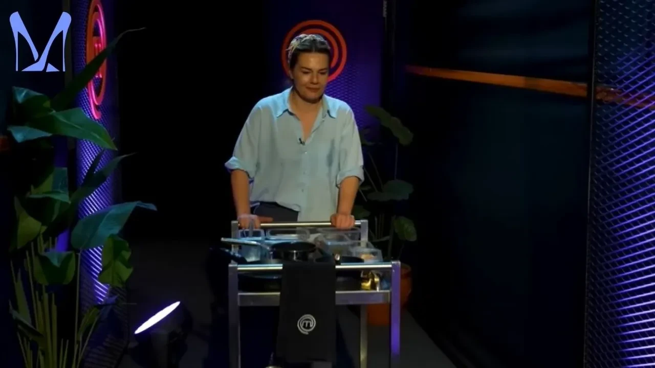MasterChef Burçin Oğuz kimdir kaç yaşında nereli? MasterChef ikinci turu kazanan Burçin Oğuz ne iş yapıyor?  