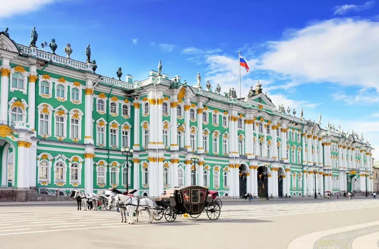 Schengen engeli rotayı değiştirdi: Türk turistlerin yeni gözdesi St. Petersburg