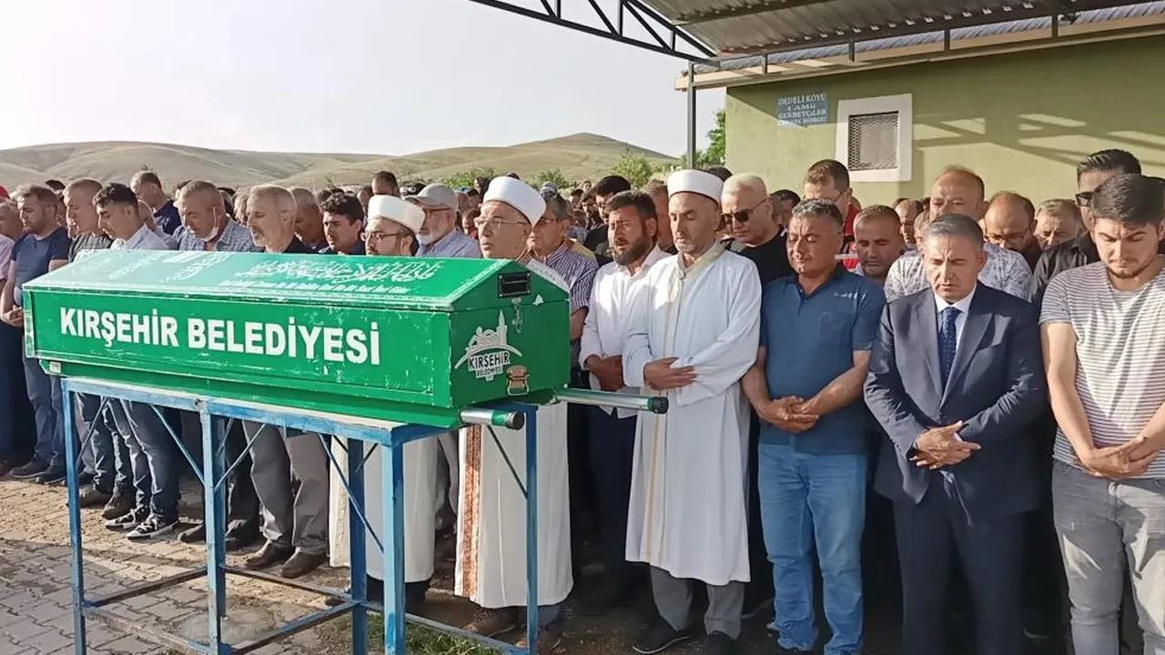 Türkiye bu olayı konuşmuştu! Kırşehir'de 2 gencin öldürüldüğü olayda belediye başkanı Selahattin Ekicioğlu dahil 4 kamu görevlisine hapis cezası