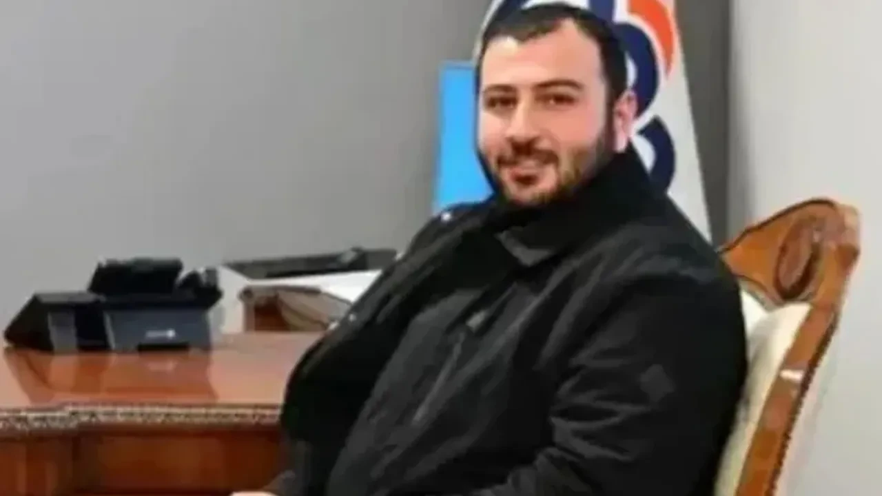 Veli Ağbaba'nın yeğeni Ahmet Can Ağbaba hakkında tutuklama talebi! Kargo poşetinde 100 bin dolar: Yazışmalar ifşa oldu