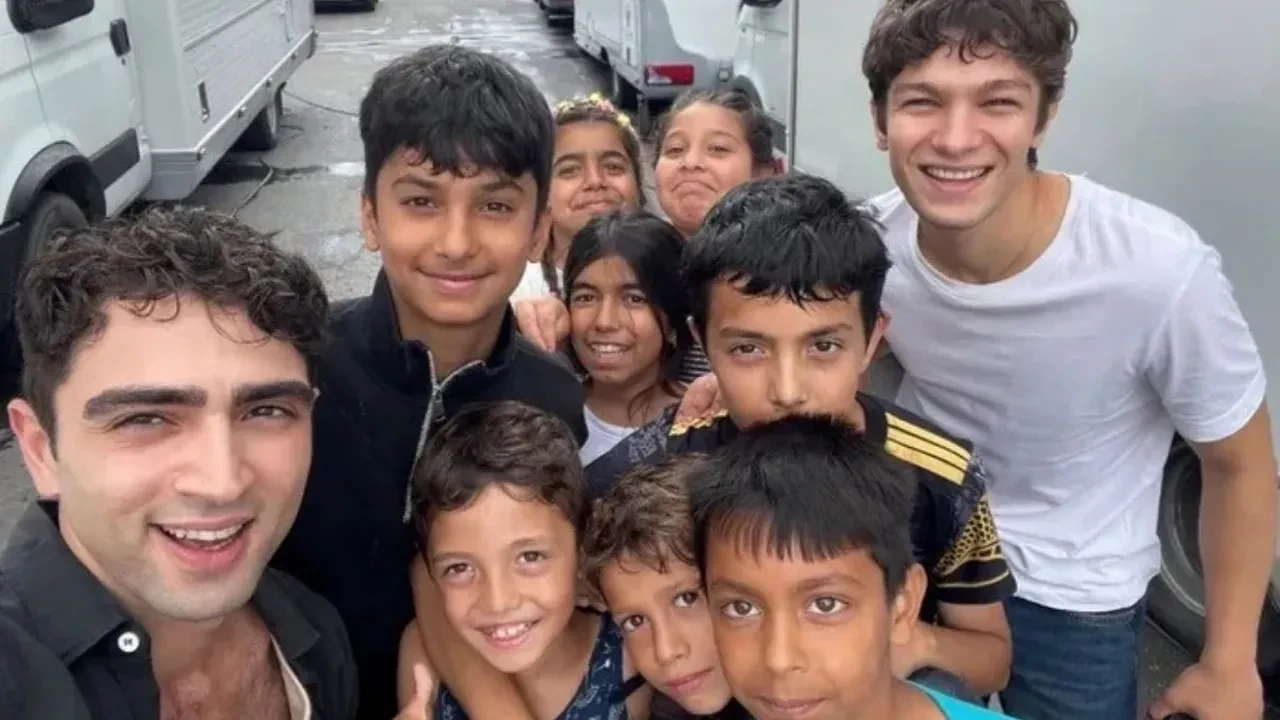 Altı Üstü İstanbul'un setine sürpriz ziyaret! Mahallenin çocukları Ziyankar'la buluştu