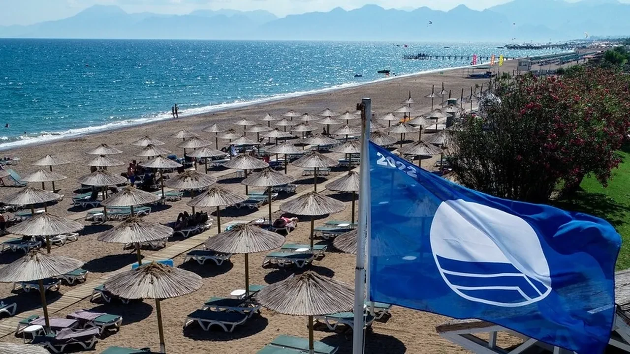 Denize girmeden önce mutlaka bakın! Türkiye’deki 1.436 plajın ‘Dijital karnesi’ erişime açıldı