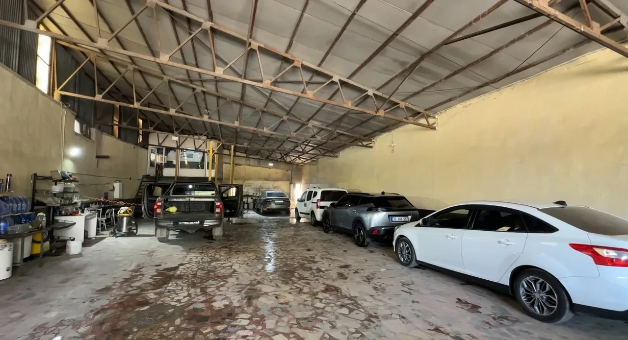 İzlediği belgeselle hayatı değişti! Oto yıkama dükkanı, üretim merkezine döndü